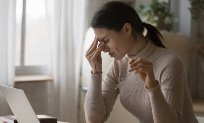 Ojos secos por uso de pantallas